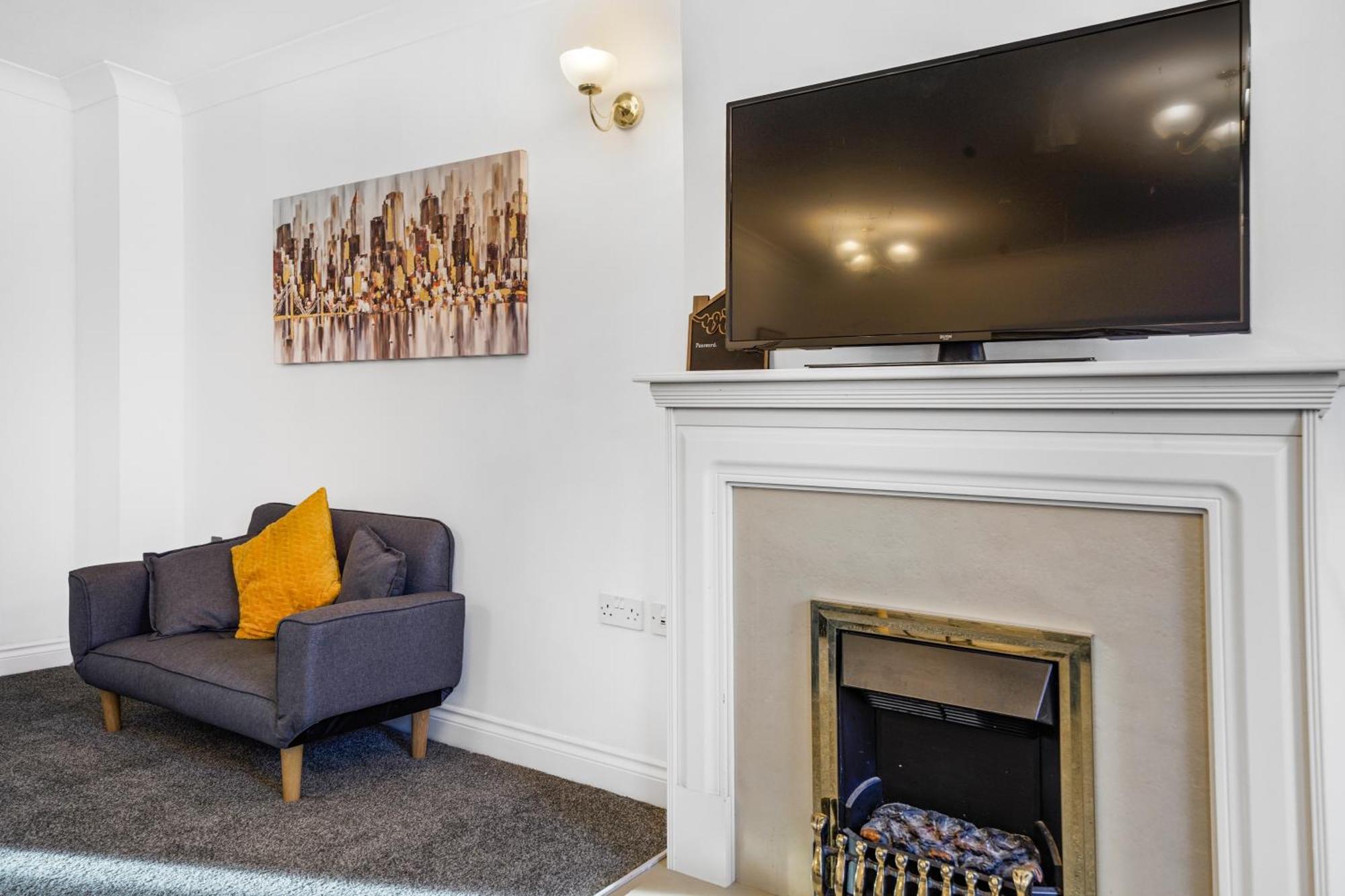 Station & Shops 3Min Walk I Heathrow 15 Mins I X2 Ensuites I Parking X2 Langley Marish Eksteriør bilde