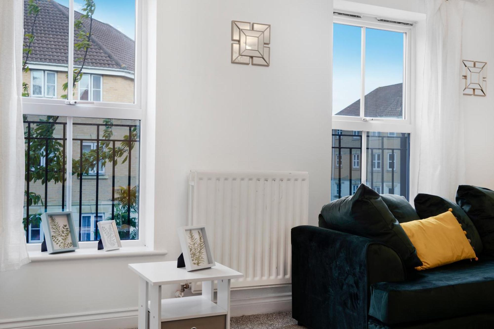 Station & Shops 3Min Walk I Heathrow 15 Mins I X2 Ensuites I Parking X2 Langley Marish Eksteriør bilde